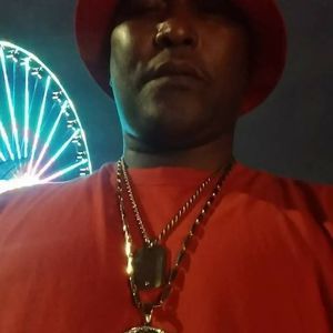 Meet your Posher, Gregory